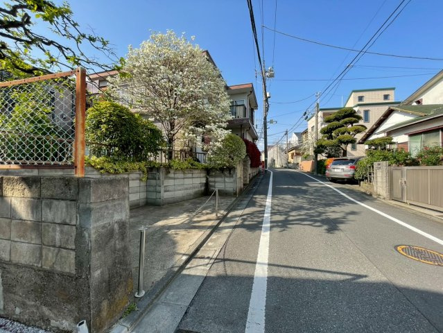 中野区若宮二丁目・土地の前面道路含む現地写真|日当たり良好です♪