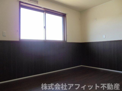 【寝室】 | エルメゾンローズ | 洋室6.5帖