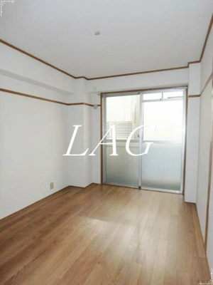 【居間・リビング】 | プティ白金 | 洋室のお部屋です。