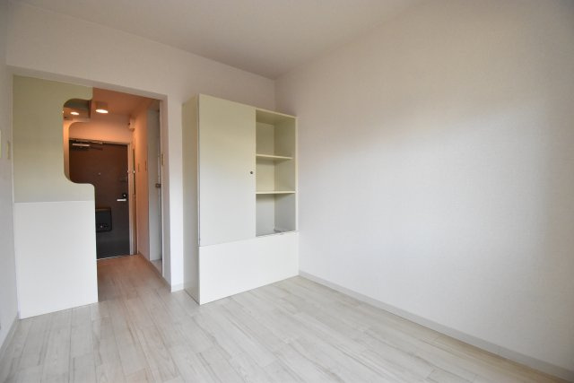 メゾン・ド・トレイユの居間・リビング