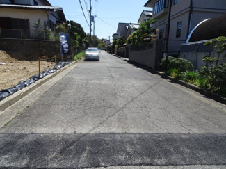 【前面道路含む現地写真】 | 川西市清和台東1丁目5の60　建築条件無土地