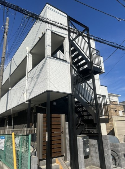リバーパーク三郷の外観