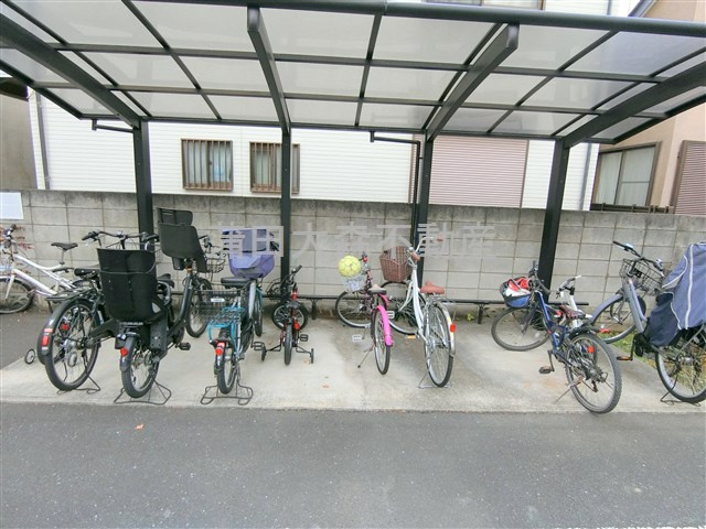 ガーデンコート多摩川のその他共用部分|屋根付き駐輪場