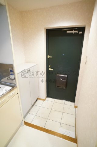 アッシュ宝塚の玄関