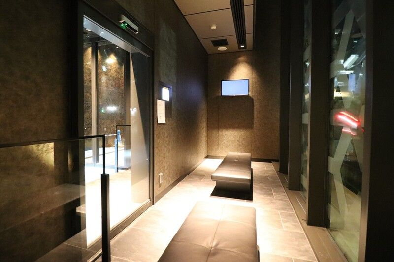 MJR堺筋本町タワー BRAVI不動産のエントランス