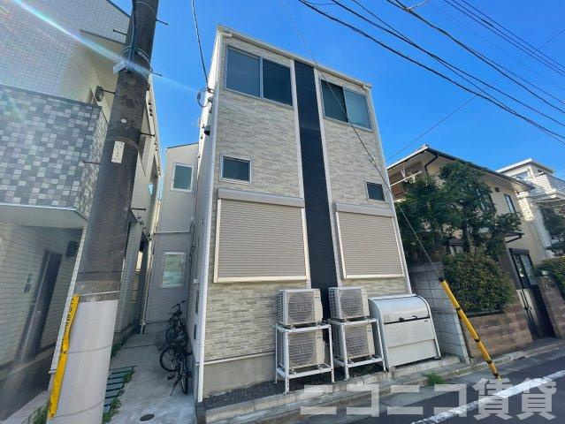 豊島区池袋本町４丁目のアパートの外観