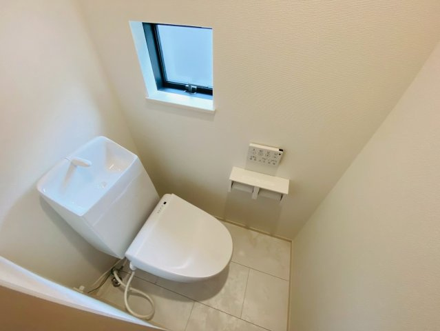 富里市日吉台Ⅵ　新築戸建のトイレ
