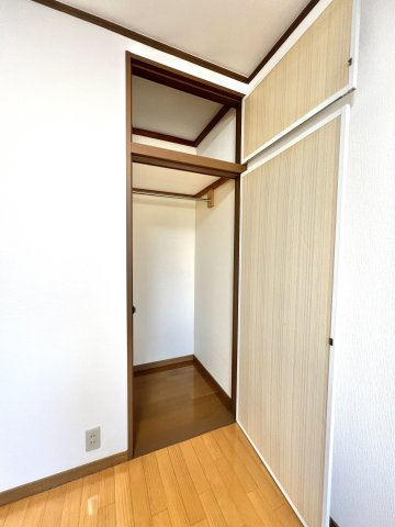 レピュート吉野の収納
