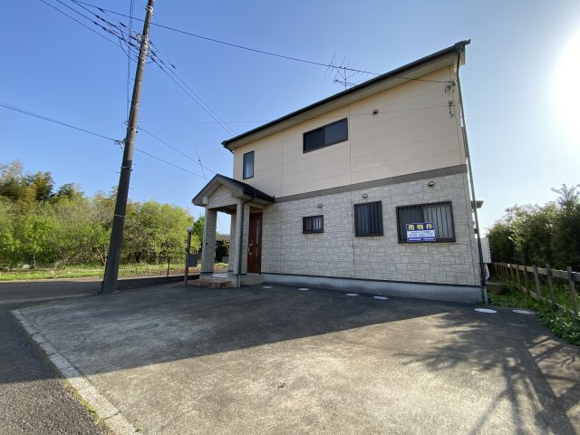 八街は　中古戸建　駐車場４台
