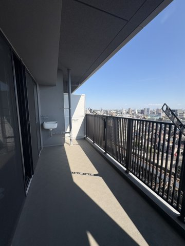 CITY TERRACE KANAMACHIのバルコニー