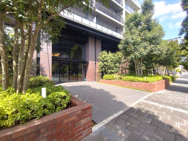 CITY TERRACE KANAMACHIのエントランス