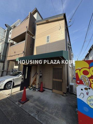 東尻池ハイツのエントランス