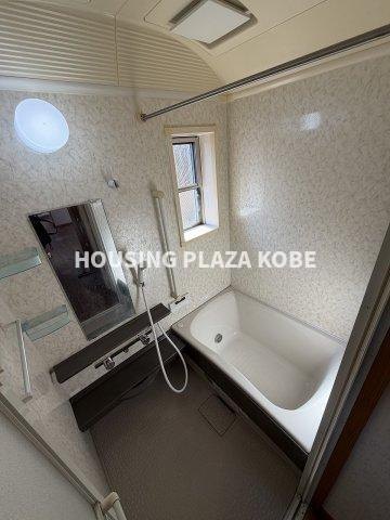 東尻池ハイツの浴室