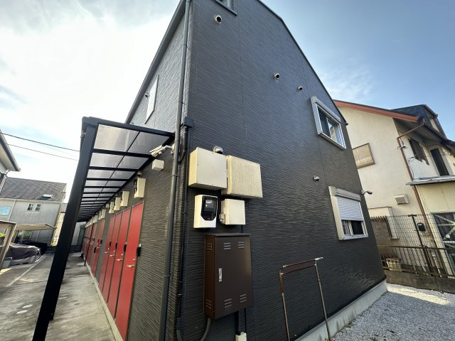 調布市若葉町１丁目のアパート