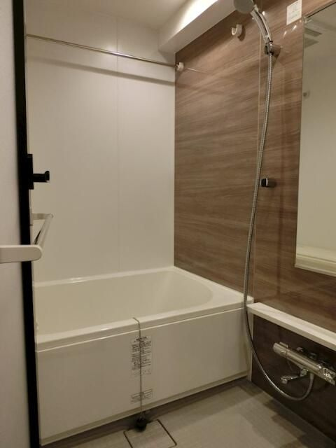 ＺＯＯＭ新宿西落合の浴室