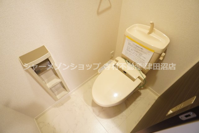 LOHAS COURT 東館のトイレ|他号室の写真になります。