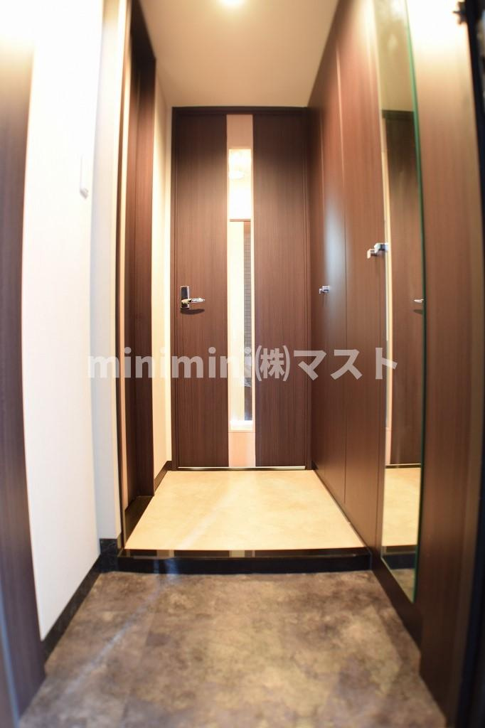 アプリーレ南堀江の玄関