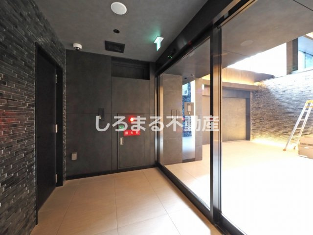 S-RESIDENCE松屋町asenceのエントランス