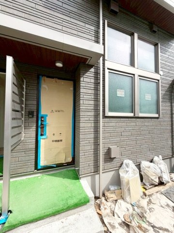鎌倉市由比ガ浜２丁目のアパートのエントランス|毎日通るエントランス♪