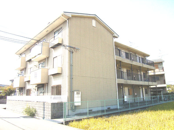 モアクレスト花田公園B棟の外観|建物外観を気になさる方へ、見た目の良い物件です