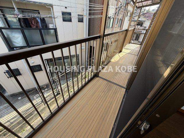宮川町５丁目貸家のバルコニー