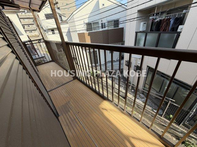 宮川町５丁目貸家のバルコニー