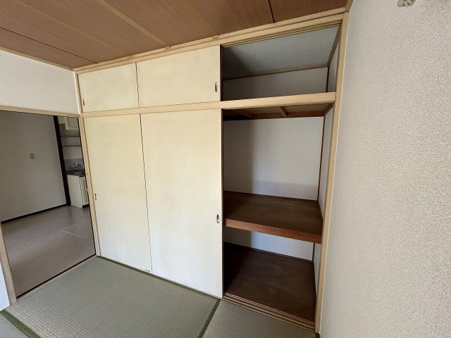 フジハイツカンノの収納