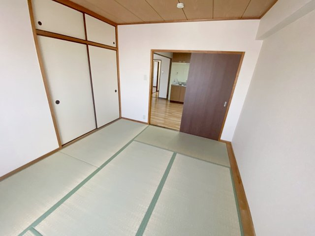 第一寿楽アビタシオンの和室