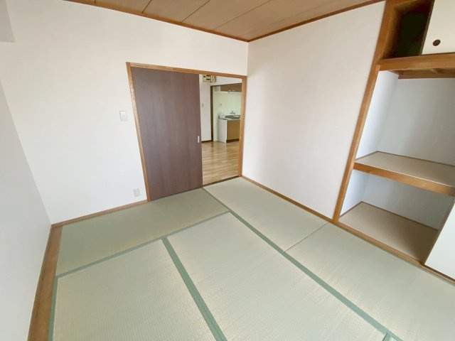 第一寿楽アビタシオンの和室