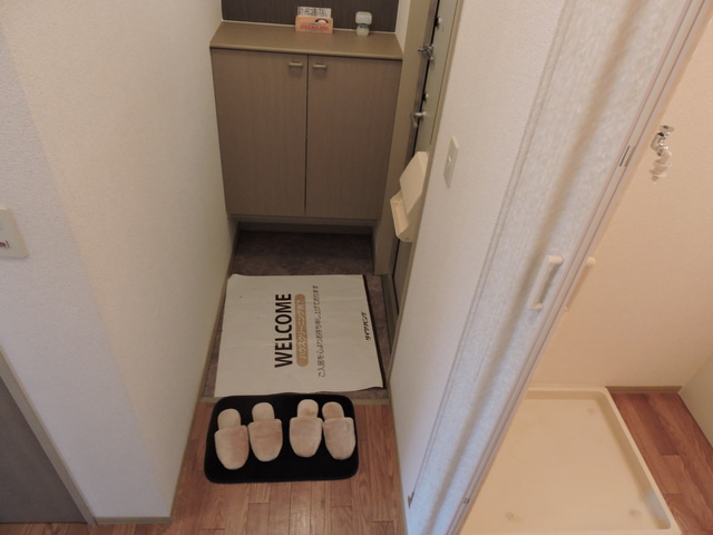 サニーヒルＴＯＧＩＴＳＵの玄関