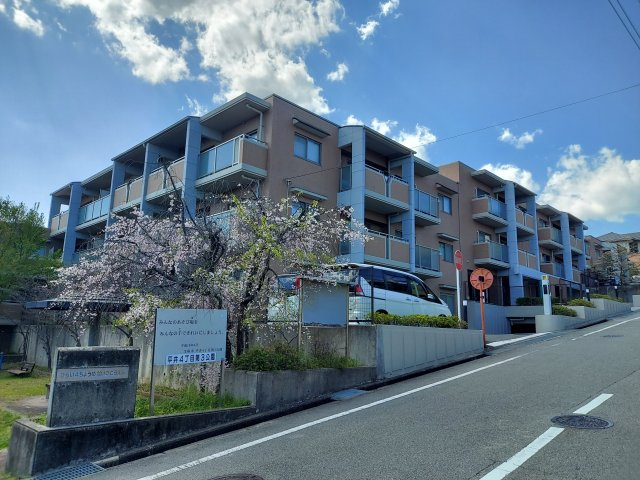 セントラル西雲雀丘