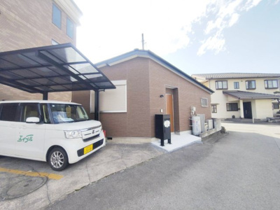 【駐車場】 | 戸建岩曽町貸家