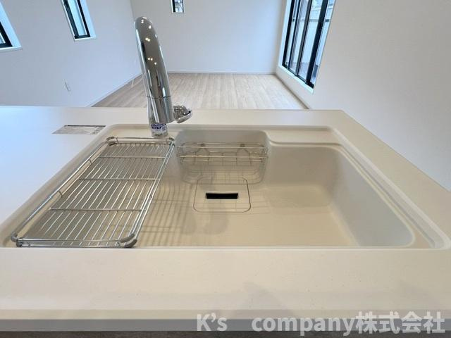 ◎藤沢市辻堂太平台1丁目　新築戸建　1号棟のキッチン|人造大理石のおしゃれなシンク☆
