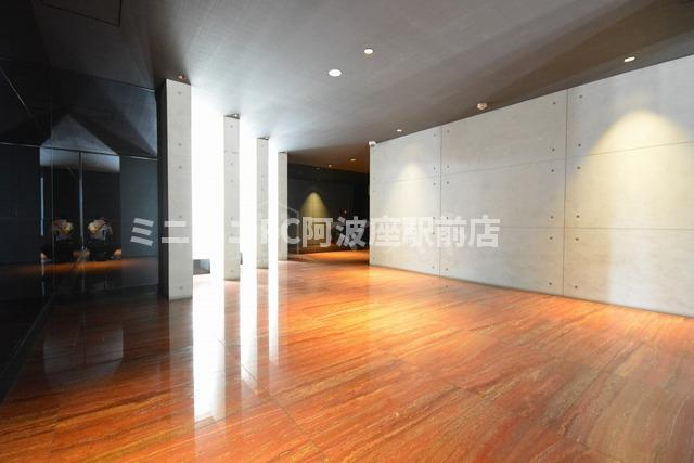 サムティ福島ＰＯＲＴＡのロビー