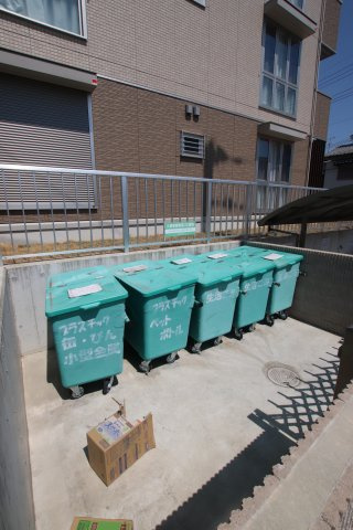 【その他共用部分】 | カーサ高善A棟 | 敷地内ゴミ捨場