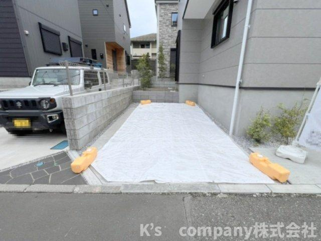 ◎藤沢市辻堂太平台1丁目　新築戸建　2号棟の駐車場|駐車スペース◇