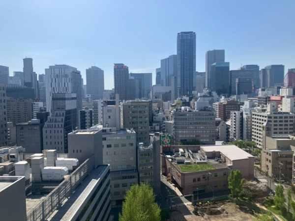 【展望】 | 【物件からの展望】都会ならではの景色を自宅で感じられる角部屋住居！