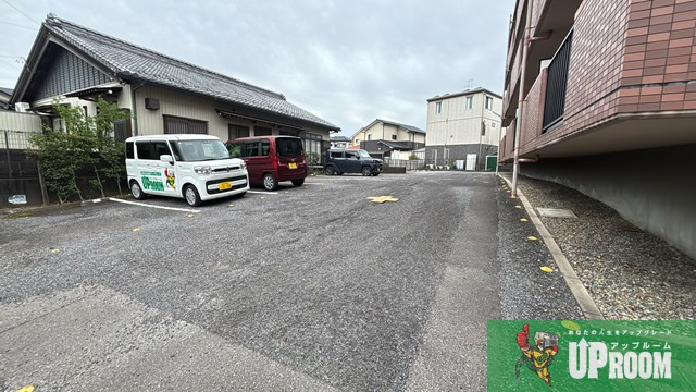 ネスパルド江南の駐車場