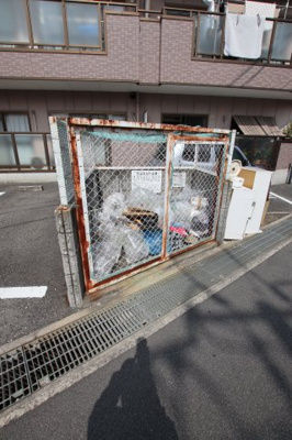 【その他共用部分】 | シャンブル21 | 敷地内ゴミ捨場