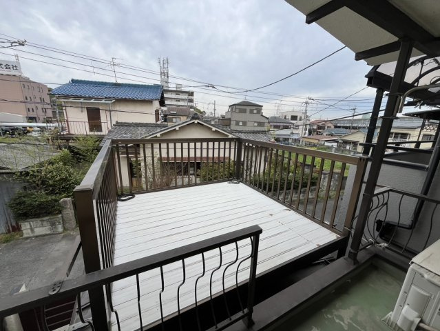 羽曳野市誉田７丁目　中古戸建のバルコニー