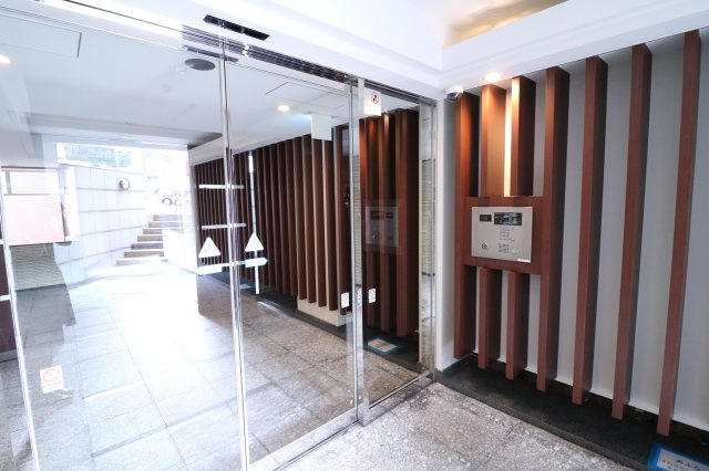 【エントランス】