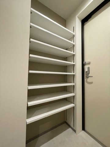 Broad阿倍野阪南町Residenceの収納