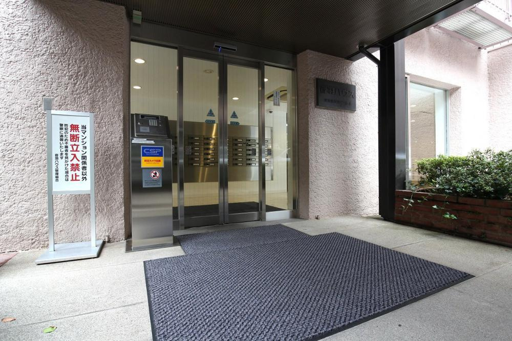 【エントランス】