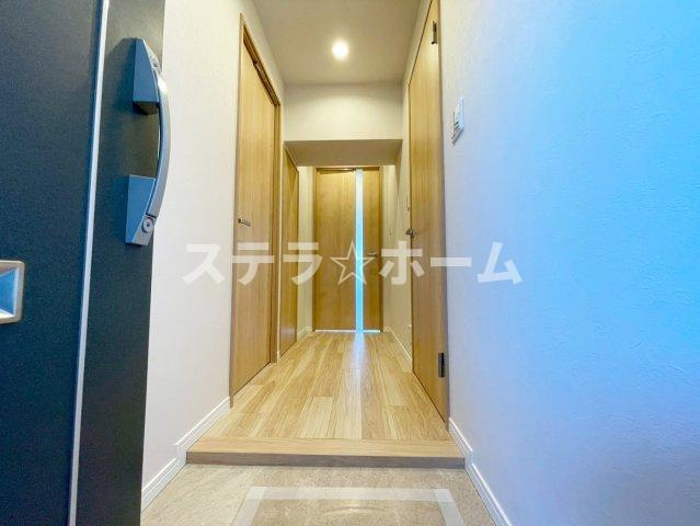 公社千里山田D住宅A-2の玄関|落ち着いた玄関です