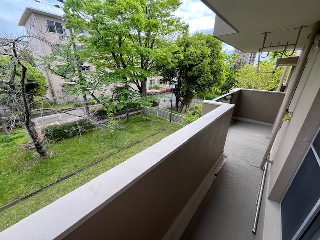 金剛第二住宅147棟のバルコニー