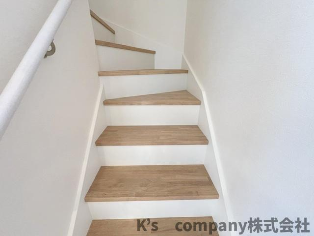 藤沢市辻堂太平台1丁目　新築戸建　1号棟の独立洗面台|朝の身支度もスムーズ洗面化粧台♪