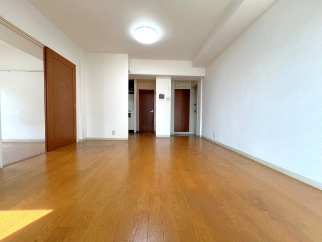 【居間・リビング】