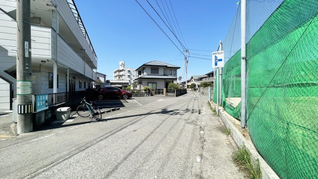メゾン・デ・レヴの周辺