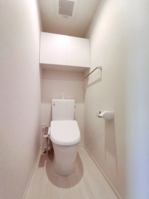 【トイレ】 | エミネンシア御崎公園 | ゆったりとした空間のトイレです