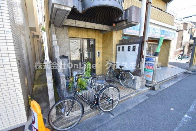 【エントランス】 | グランブール鳥居本